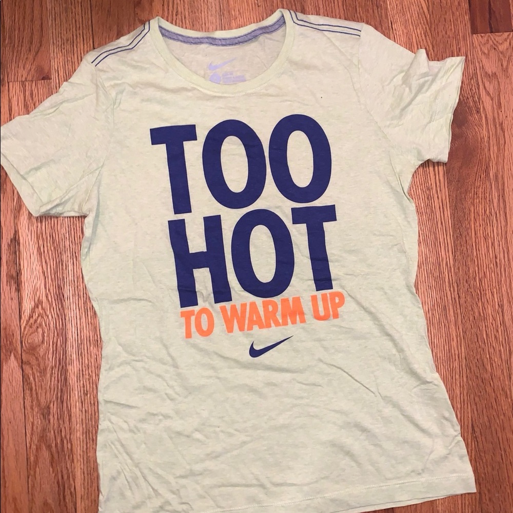 Nike Too Hot to Warm Up Cotton athletic Tee - L